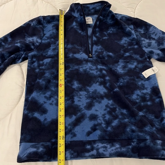 GAP NWT tie-dye fleece quarter zip - Picture 6 of 8